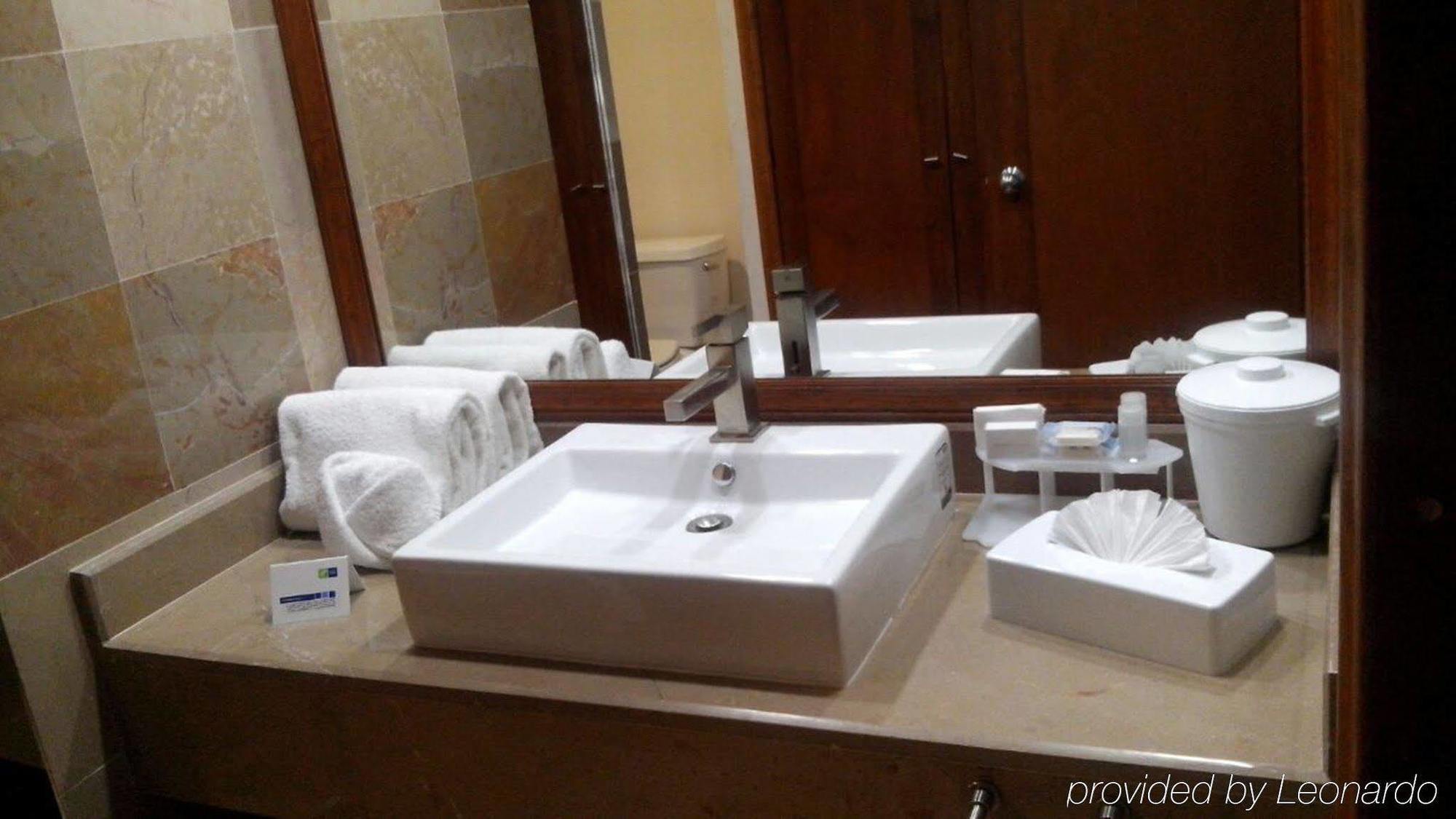 Express Nuevo Laredo, An Ihg Hotel